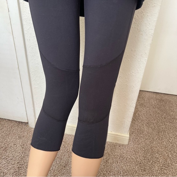 Athleta cuteness 2 in 1 skirt leggings Black size M - Picture 8 of 11